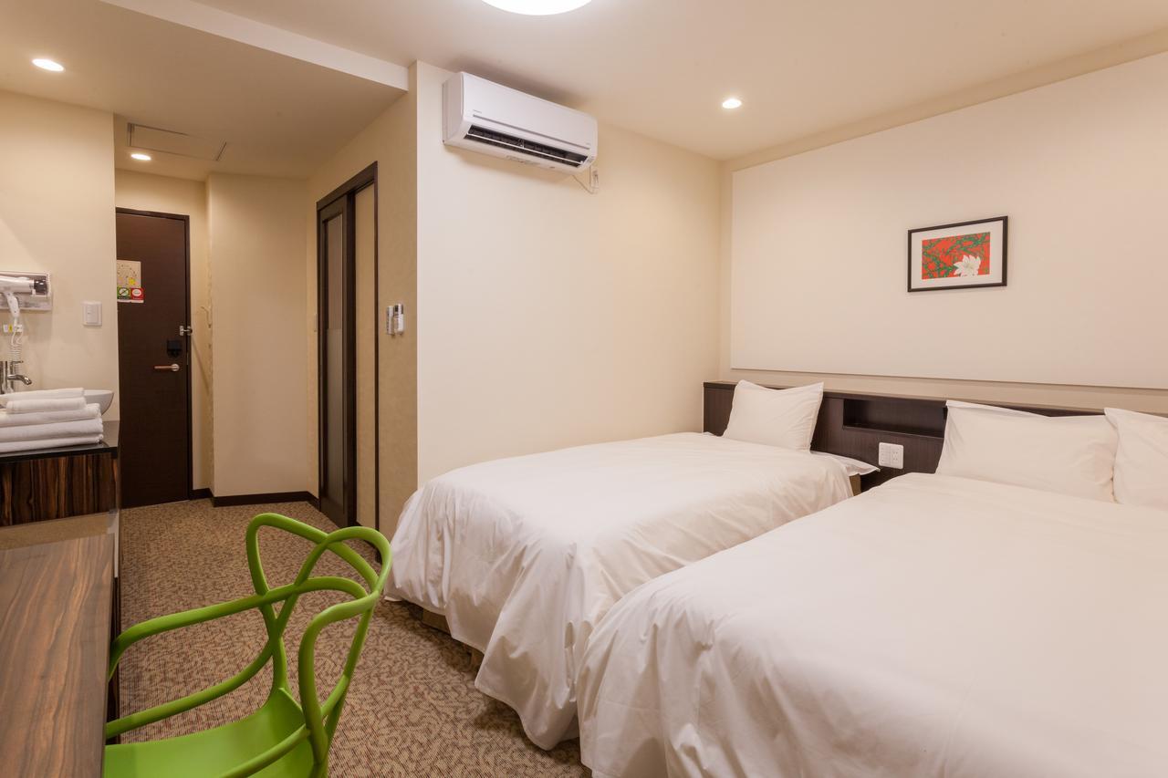 Okinawa Kariyushi Lch. Premium Hotel Naha Kültér fotó