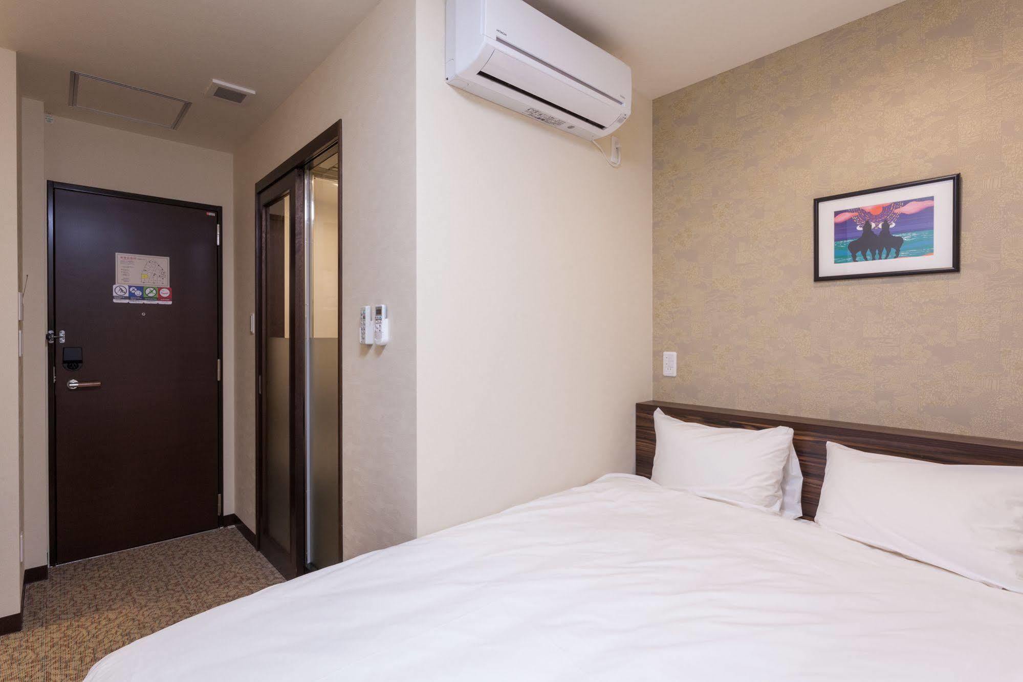 Okinawa Kariyushi Lch. Premium Hotel Naha Kültér fotó